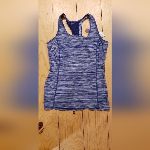 4 small tops and 1 pair of leggings yoga fitness workout tanks tops - Picture 7 of 11